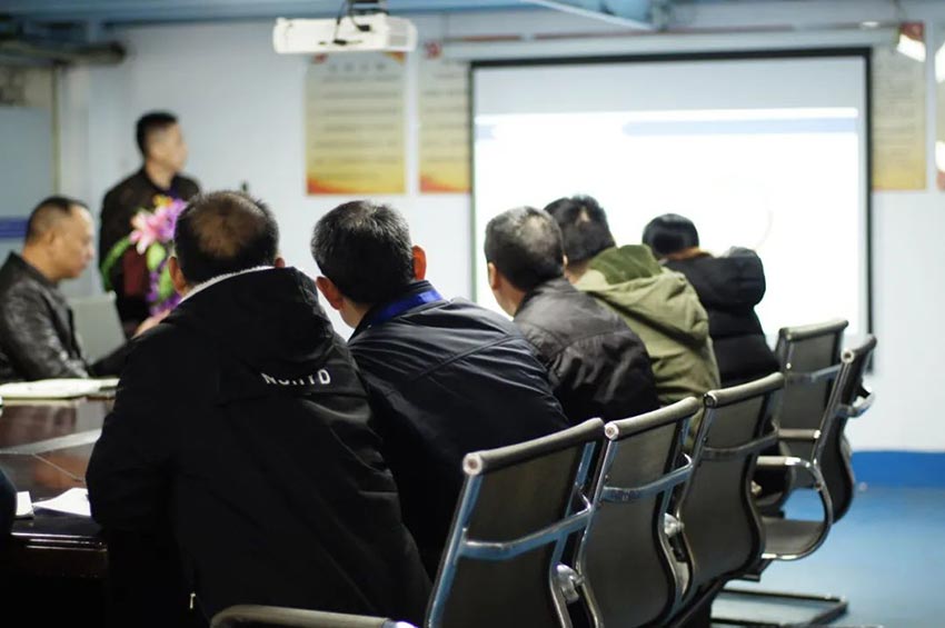 萬達(dá)業(yè)研發(fā)、生產(chǎn)2020年度工作總結(jié)暨2021年度工作計(jì)劃專題會(huì)議